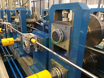 CZ互換檁條機(jī)